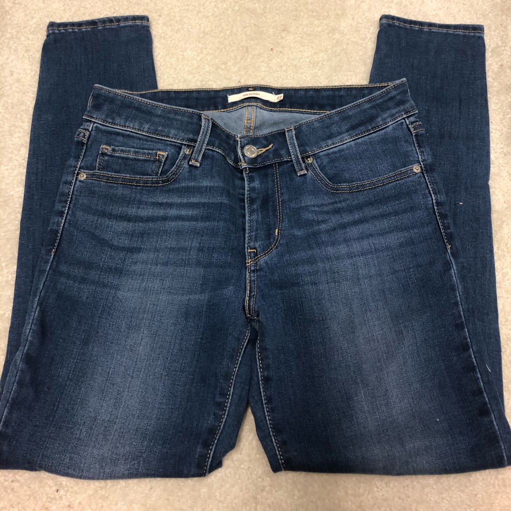 Levi 711 Skinny